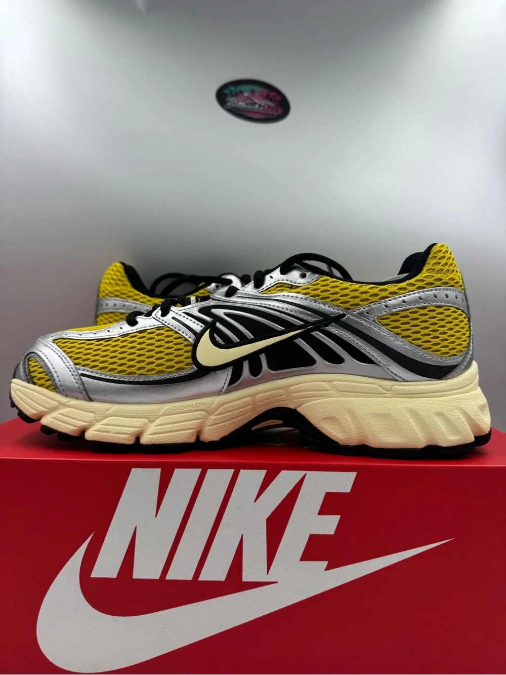 Nike Air Max Moto 2K Saffron Quartz Metallic Silver BRAND NEW Size 10 Women